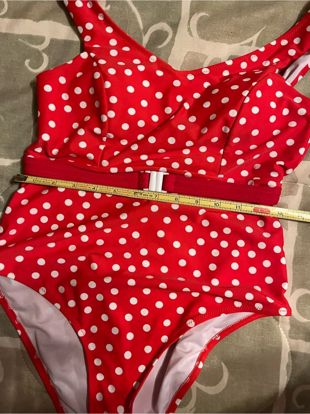 Cupshe Women's Red/White Polka Dot Belted Lined One-Piece Swimsuit Size M B Cup